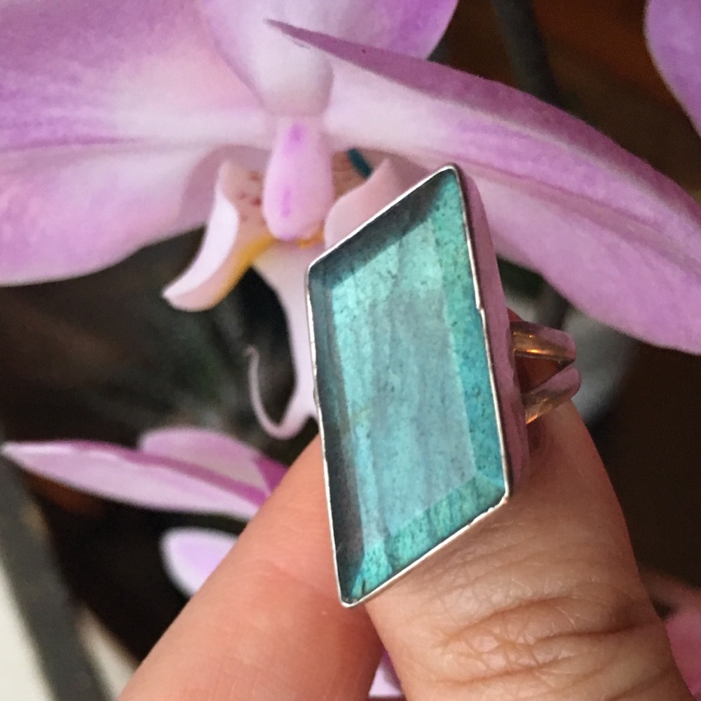 Parallelogram Labradorite Ring - image 2